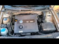 Używany VW Golf IV 101 KM (74 kW) 2001 Złoty Sedan/Limuzyna