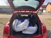 Gebraucht Mini Cooper 136 PS (100 kW) 2019 Rot Kleinwagen