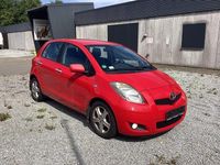Gebraucht Toyota Yaris 2010 Rot Limousine