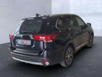 Gebraucht Mitsubishi Outlander Edition 150 PS (110 kW) 2017 Schwarz SUV