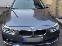 Gebraucht BMW 320 Advantage 184 PS (135 kW) 2016 Grau Kombi