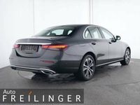 Second-hand Mercedes E300 Avantgarde 258 CP (189 kW) 2023 Gri Berlinǎ
