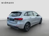 Gebraucht Mercedes E250 Advanced 163 PS (119 kW) 2024 Metalliclack hightechsilber Kombi
