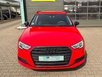 Gebraucht Audi A3 Advanced 116 PS (85 kW) 2019 Rot Limousine