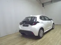 Gebraucht Toyota Yaris 72 PS (52 kW) 2022 Super white Kleinwagen