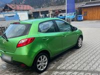 Gebraucht Mazda 2 75 PS (55 kW) 2011 Grün Kleinwagen