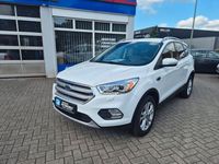 Gebraucht Ford Kuga Titanium 150 PS (110 kW) 2016 Weiß SUV