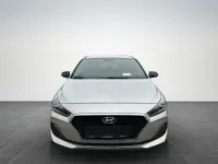 Gebraucht Hyundai i30 Passion 140 PS (102 kW) 2018 Platinum silver / mic Kleinwagen