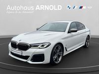 Używany BMW M550 Performance 530 KM (389 kW) 2023 Biały Sedan/Limuzyna
