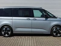 Neu VW Multivan Style 150 PS (110 kW) 2025 Mono silver Van / Kleinbus