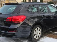 Gebraucht Opel Astra Selection 116 PS (85 kW) 2011 Schwarz Kombi