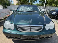 Gebraucht Mercedes C180 Classic 129 PS (94 kW) 2001 Grün Limousine