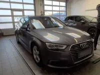 Gebraucht Audi e-tron Design 204 PS (150 kW) 2020 Grau SUV