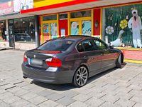 Gebraucht BMW 325 218 PS (160 kW) 2005 Grau Limousine