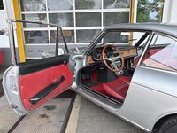 Gebraucht Ferrari 330 300 PS (220 kW) 1966 Silber Coupé