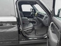 Gebraucht Land Rover Defender SE Dynamic 252 PS (185 kW) 2026 Santorini black SUV