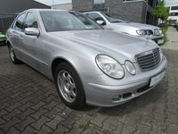 Gebraucht Mercedes E240 Classic 177 PS (130 kW) 2004 Silber metallic Limousine