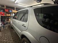 Gebraucht Mercedes ML400 320 PS (235 kW) 2003 Silber SUV