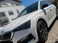 Gebraucht Skoda Scala 150 PS (110 kW) 2020 Weiß Kleinwagen
