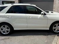 Gebraucht Mercedes ML350 258 PS (189 kW) 2012 Weiß SUV