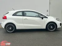 Gebraucht Kia Rio Edition 7 86 PS (63 kW) 2012 Weiß Limousine
