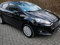 Gebraucht Ford Fiesta 80 PS (58 kW) 2014 Schwarz Kleinwagen