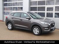 Gebraucht Hyundai Tucson Select 132 PS (97 kW) 2018 Grau SUV