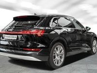 Gebraucht Audi e-tron Advanced Plus 230 kW (313 PS) 2023 Mythosschwarz SUV
