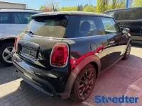Gebraucht Mini ONE Classic 102 PS (75 kW) 2022 Schwarz Kleinwagen