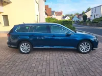 Gebraucht VW Passat Elegance 150 PS (110 kW) 2020 Blau Kombi