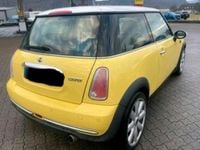 Gebraucht Mini Cooper Coupé 116 PS (85 kW) 2004 Gelb Coupé