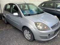 Gebraucht Ford Fiesta Style 69 PS (50 kW) 2008 Silber Kleinwagen