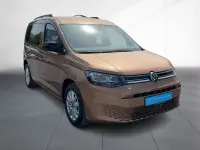 Usata VW Caddy Life 102 CV (75 kW) 2024 Marrone Monovolume