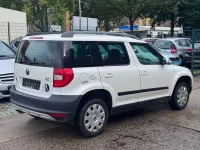 Gebraucht Skoda Yeti GreenLine 105 PS (77 kW) 2011 Weiß SUV