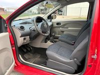 Gebraucht Renault Twingo 58 PS (42 kW) 2009 Rot Kleinwagen