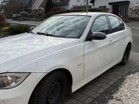 Gebraucht BMW 325 218 PS (160 kW) 2008 Weiß Limousine