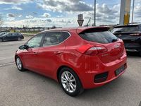 Gebraucht Kia Ceed 135 PS (99 kW) 2016 Rot Kleinwagen