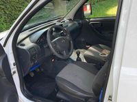 Gebraucht Opel Combo 75 PS (55 kW) 2011 Weiß Pickup