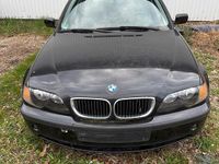 Gebraucht BMW 320 150 PS (110 kW) 2002 Schwarz Kombi