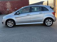Gebraucht Mercedes B160 95 PS (69 kW) 2009 Silber Van / Kleinbus