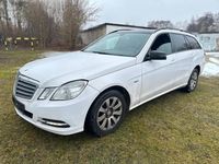 Gebraucht Mercedes E200 136 PS (100 kW) 2011 Weiß Kombi
