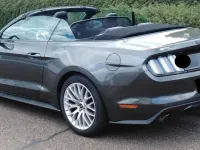Gebraucht Ford Mustang GT 421 PS (309 kW) 2017 Grau Cabrio