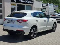 Gebraucht Maserati Levante 349 PS (256 kW) 2019 Weiss SUV