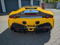 Gebraucht Ferrari SF90 2022 Gelb Cabrio