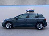 Gebraucht VW Golf VIII Life 131 PS (96 kW) 2023 Grau Limousine