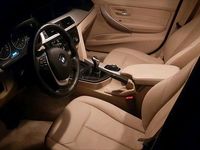 Gebraucht BMW 318 143 PS (105 kW) 2013 Grau Kombi