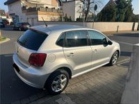 Gebraucht VW Polo Match 69 PS (50 kW) 2013 Silber Kleinwagen