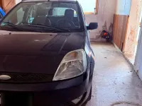 Gebraucht Ford Fiesta 60 PS (44 kW) 2005 Blau Kleinwagen