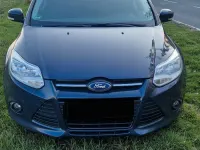 Gebraucht Ford Focus 109 PS (80 kW) 2012 Grau Kombi