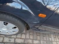 Gebraucht Ford Fiesta 60 PS (44 kW) 2005 Blau Kleinwagen